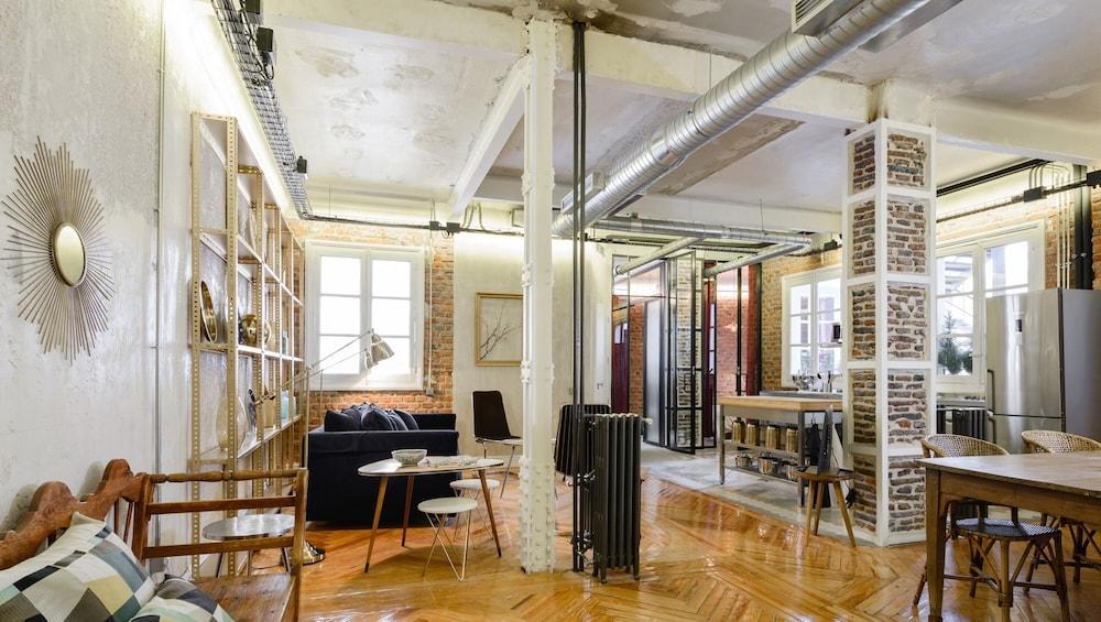 Charming Puerta De Alcala Appartement Madrid